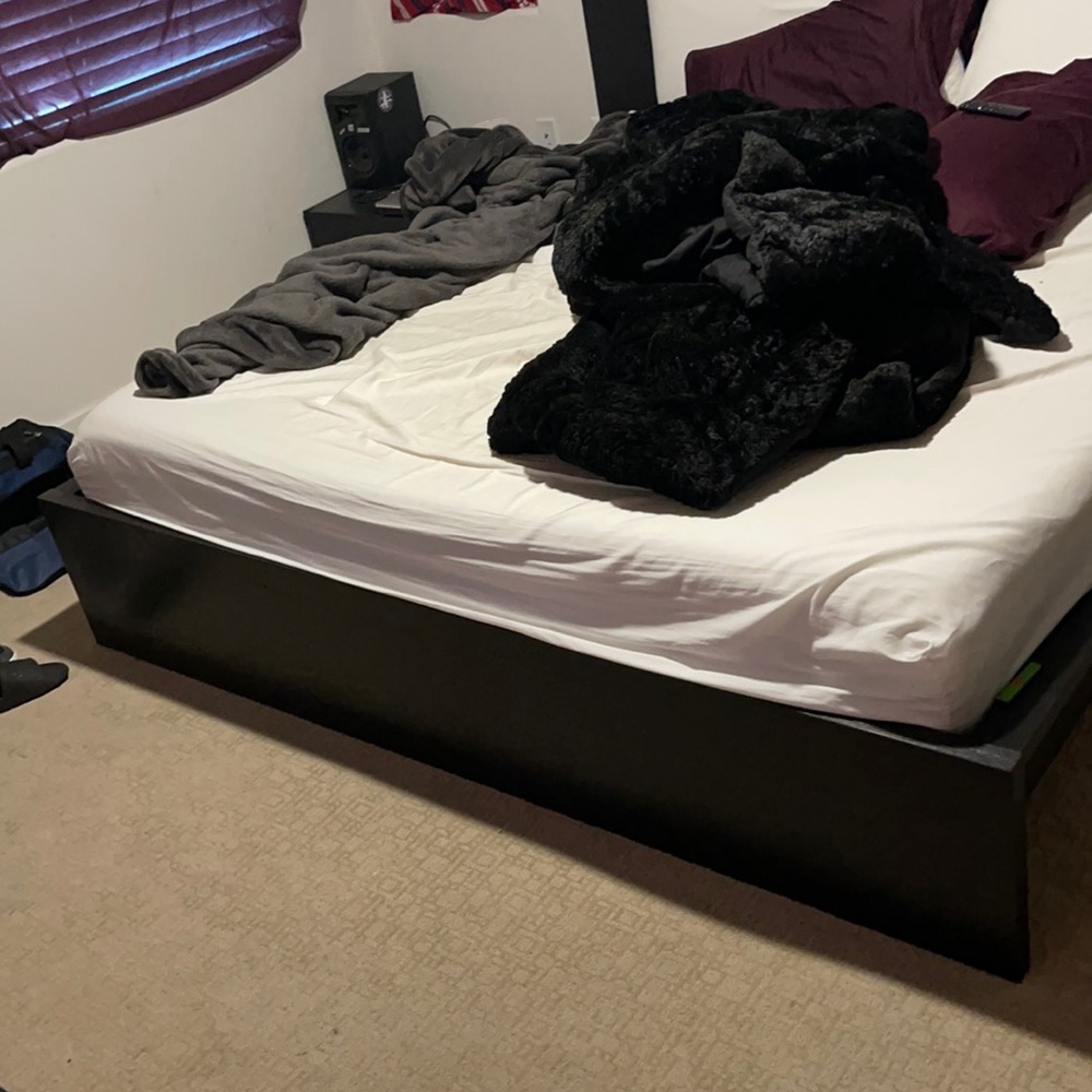 California kind mattres & frame.